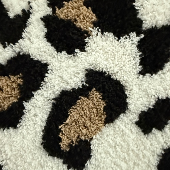 Rachel Zoe Leopard Bath Rug 20x32 Designer Luxury Plush Mat Animal Print - Picture 4 of 5